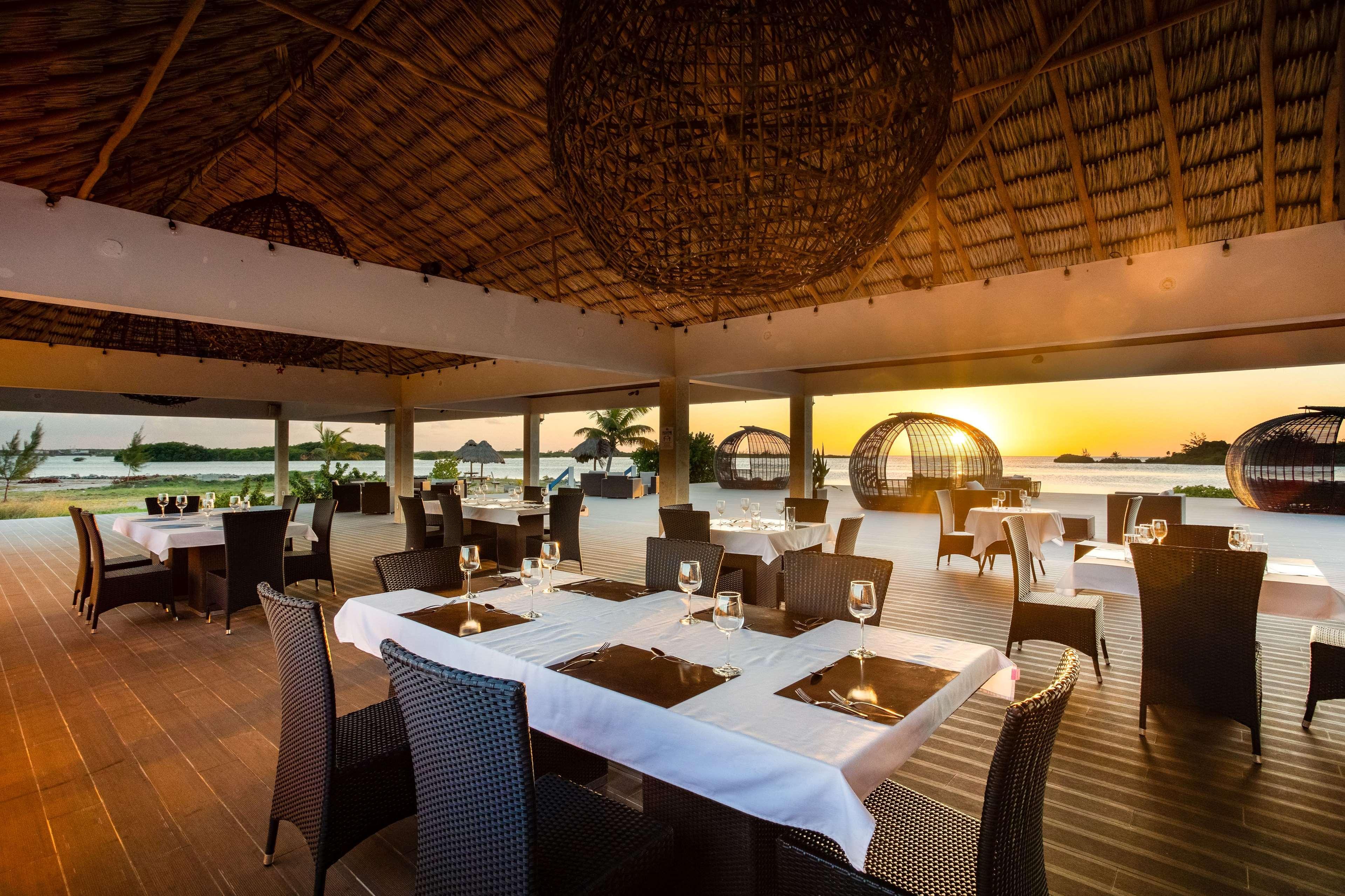 Turtle Island Resort 산페드로 외부 사진